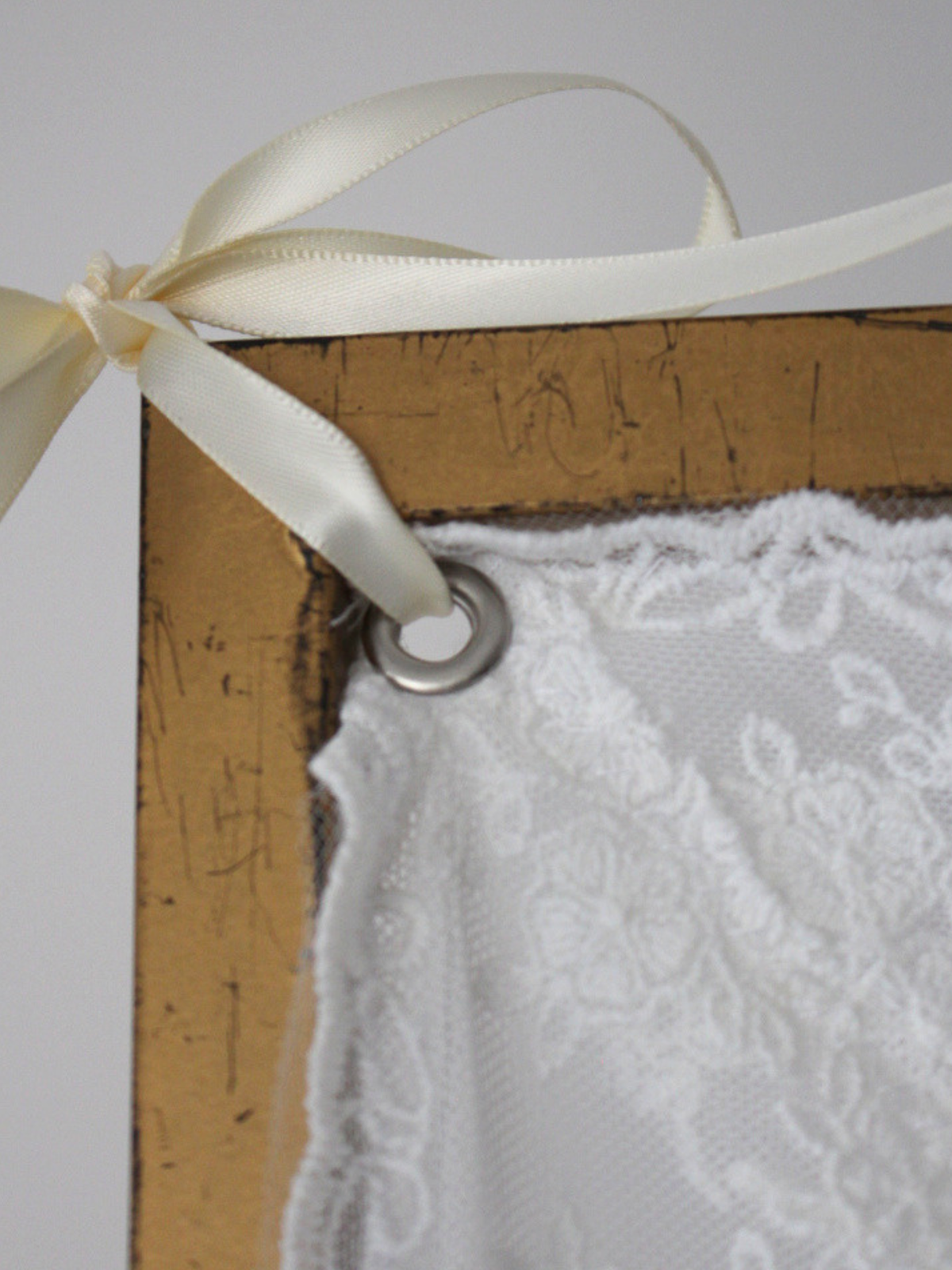 Sheer Lace Welcome Sign